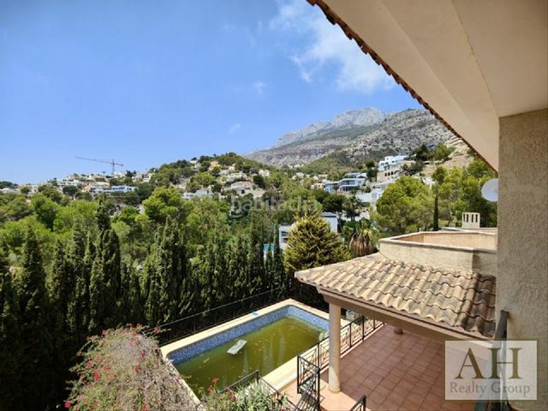 Foto bf25ba9a-61ef-4bcb-adb8-96cca82a0f54. House with parking in Altea la vella Altea