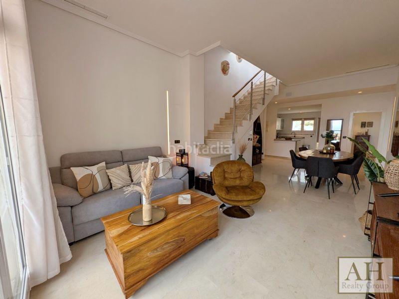 Foto 2edb44a8-9c18-41d3-9c1f-d454ceaecc2d. Àtic a Mascarat Altea