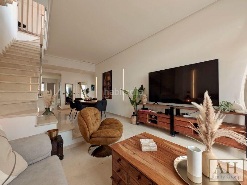 Foto f811f0f7-8f96-4045-a58b-7c29dec18fd2. Attico in Mascarat Altea