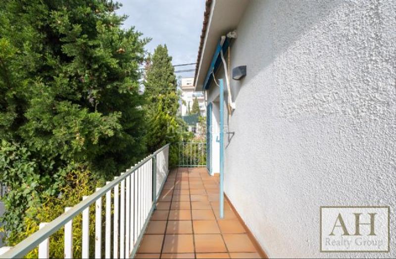 Foto 1eacb253-e87b-4884-9c07-d79fd401cc7b. Casa amb aparcament a Altea ciudad Altea