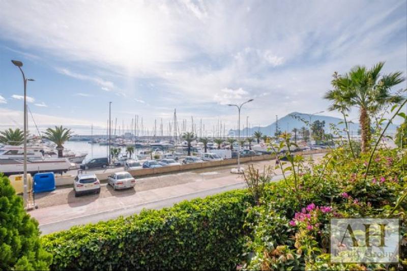 Foto 89265008-2dd7-4996-bad2-f1a657bab7ad. House with parking in Altea ciudad Altea