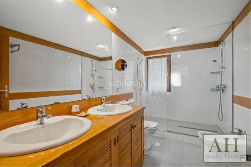 Foto c0b03f2c-3bd1-489a-9f42-7b13811455ce. House with parking in Altea ciudad Altea