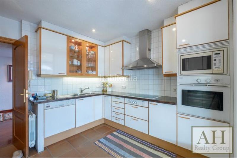 Foto 308b1b25-1682-4c52-95bb-3b2f5f3b31c8. Maison avec parking dans Altea ciudad Altea