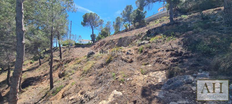 Foto bc0c25db-5dc6-4820-bfe0-058385f00a60. Terreno residencial en Oltamar - Cucarres Calp