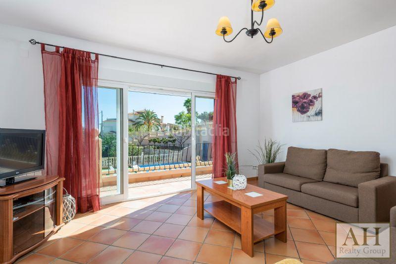 Foto b0a4d512-500e-45b6-a7b0-66a434b7ccbf. Casa in Oltamar - Cucarres Calp
