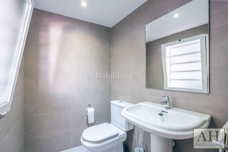 Foto 96e59d68-fa52-4b9e-a273-fb806aba6f10. Casa adossada amb aparcament a Pueblo-Ubanizaciones Alfàs del Pi (l´)