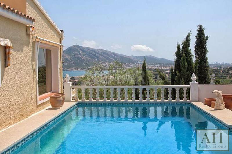 Foto 12ce075d-9d56-4251-b196-ed7b14886295. Casa en Altea ciudad Altea