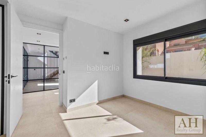 Foto 146adcda-e981-49cc-ac3b-50d92fa2a110. Casa con parcheggio in L´Albir Alfàs del Pi (l´)
