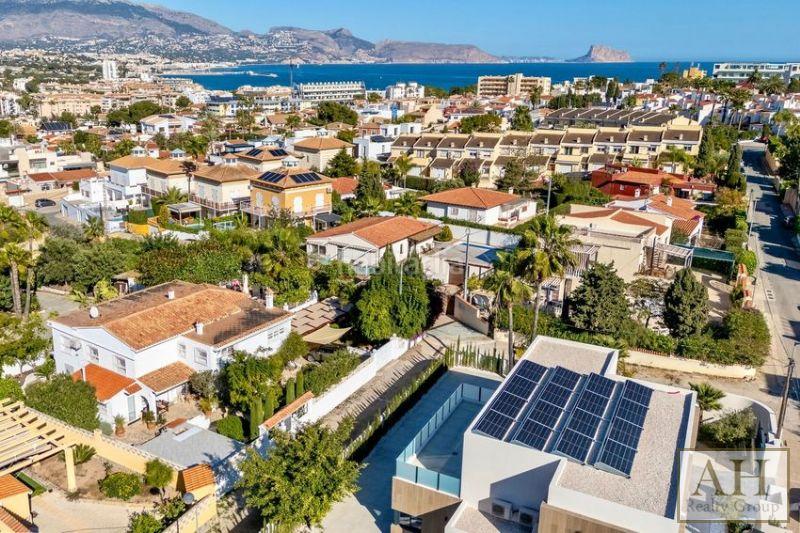 Foto a201f353-85f8-41bc-9170-c77e5bb56457. Casa con parcheggio in L´Albir Alfàs del Pi (l´)