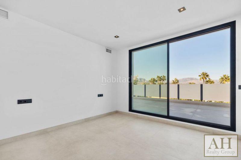 Foto aaeb09b0-f7db-45c6-91eb-8bf65be76573. Casa con parcheggio in L´Albir Alfàs del Pi (l´)