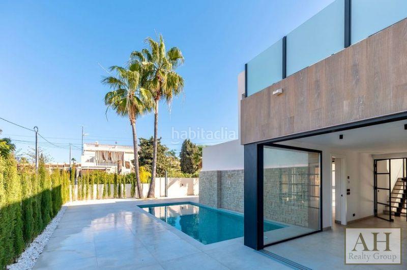 Foto e21d72b0-d15d-4afa-8c59-7a6d67d5ea15. Casa con parcheggio in L´Albir Alfàs del Pi (l´)