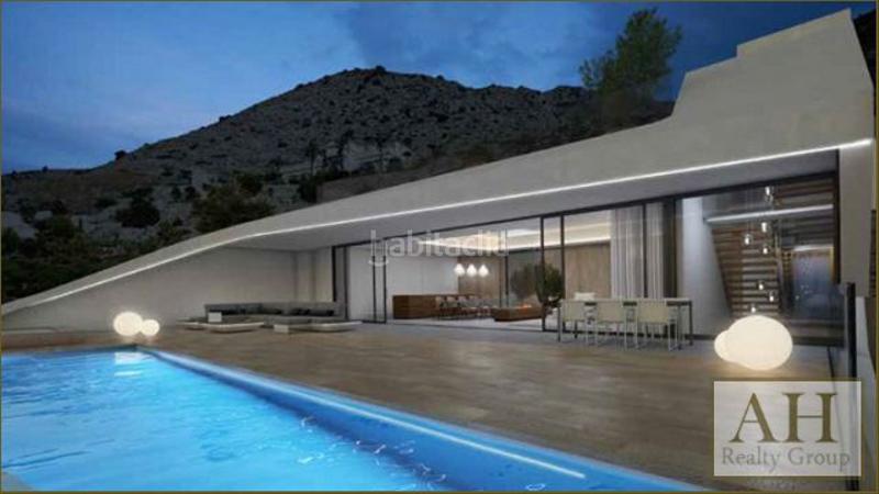 Foto b0df7a17-3e6d-44a0-8c02-3dbc82a81314. Residential plot in Altea la vella Altea