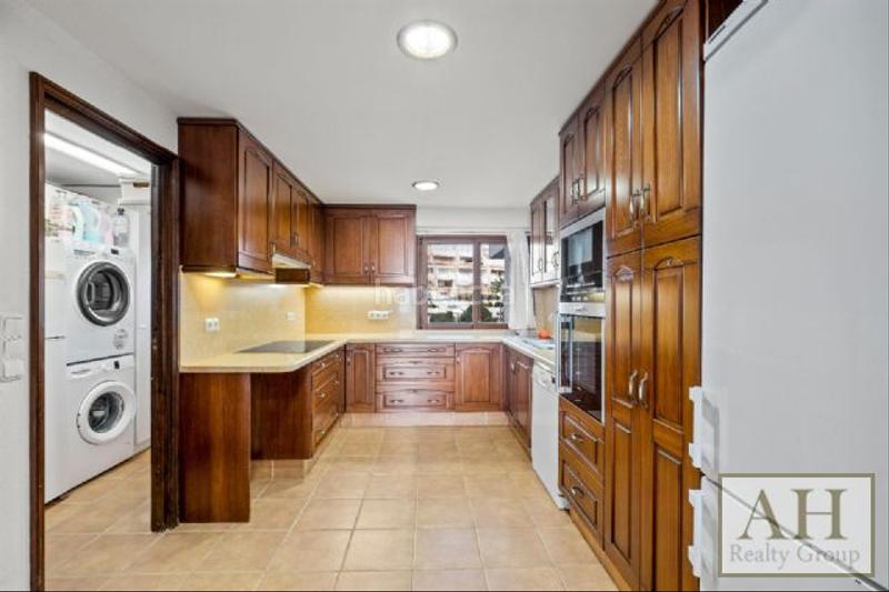 Foto e52895d0-780b-439d-bc0e-2b025c1fd5d9. Apartament amb aparcament a Altea ciudad Altea