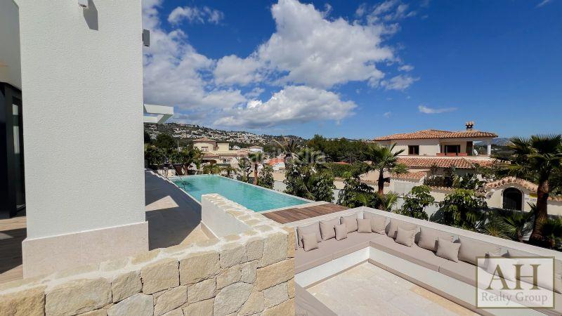 Foto f12db9b0-8a70-4dfa-bc64-50cf22f2e855. Casa en La Fustera Benissa