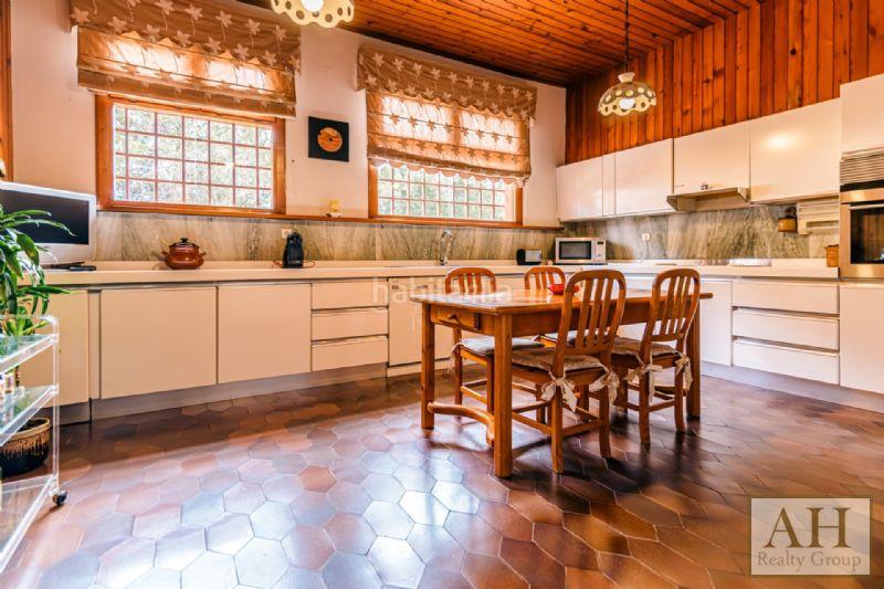 Foto 52993587-1c9e-48cc-8a16-ad3217150706. Maison avec parking dans Coloma Nucia (la)