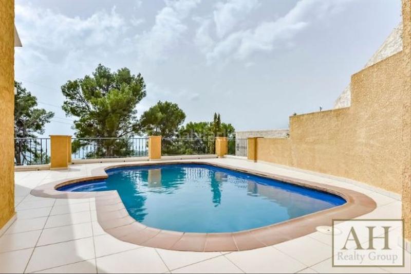 Foto 9b044107-fc5b-4fe1-9b59-5c6a1e8bc74e. House with parking in Altea hills Altea