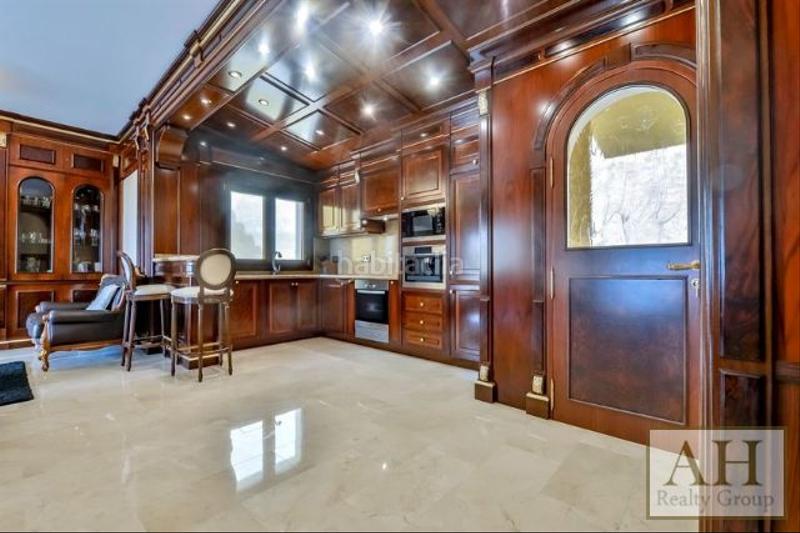 Foto e1bff472-335f-4a1a-a1ce-ae83a5c6a676. House with parking in Altea hills Altea