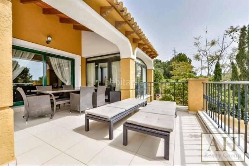 Foto cc27299a-3cc5-4c2c-a6fa-3ef5e2132f88. Maison avec parking dans Altea hills Altea