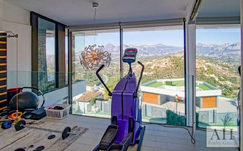 Foto 5c3fc62e-04c9-4add-b3d9-0f3ee7160374. Casa amb aparcament a Altea hills Altea