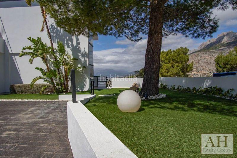 Foto 687debad-ca5c-414f-a61b-968baaac20cf. Casa amb aparcament a Altea hills Altea