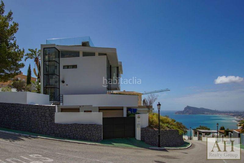 Foto 887897b6-b06b-49f3-abb8-cd56ef5ae170. Maison avec parking dans Altea hills Altea