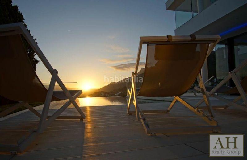 Foto cc48f9a5-72bb-48fb-a4b4-eff46edbe724. Maison avec parking dans Altea hills Altea