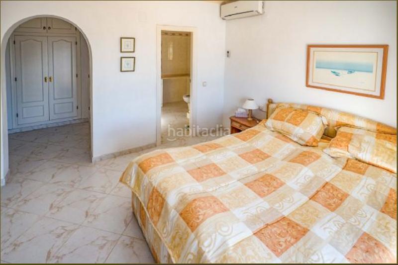 Foto e7b07266-8bc9-4bf8-977d-37498a1889a8. Haus mit parking in Altea hills Altea