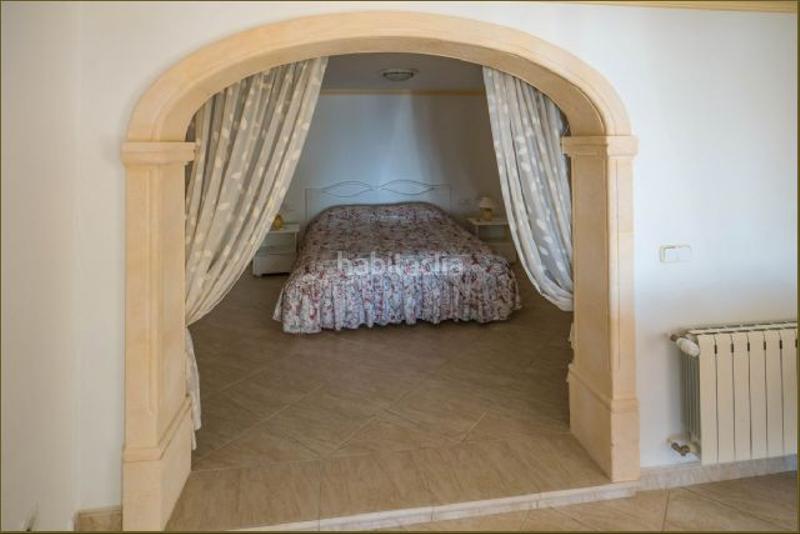 Foto c6362cdb-db06-4c4d-8ad1-63b6ce27f7a2. Maison avec parking dans Altea hills Altea