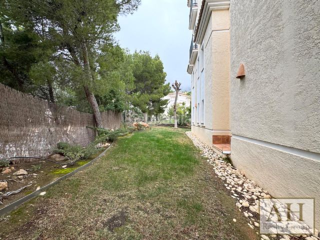 Foto f98d90f9-cf7a-40f0-97ad-42a06152abec. Apartamento en Altea hills Altea