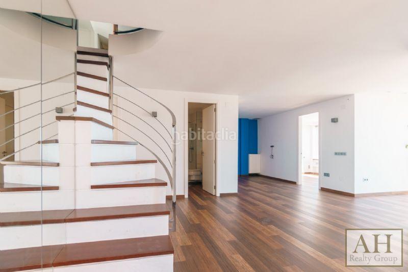 Foto 283edc43-5272-40a8-9320-cf01d2f939d2. Attico in Altea ciudad Altea