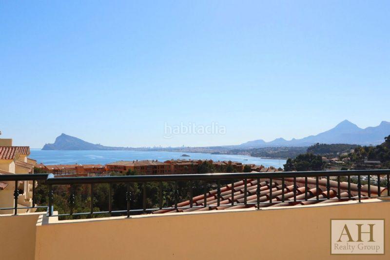 Foto 7037c0f7-f34a-4487-a08f-261a5842df88. Àtic a Mascarat Altea