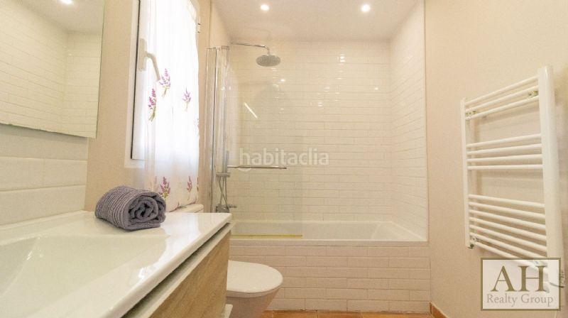 Foto 1a97c8eb-8769-45f9-afe7-b4e56f0e077f. Casa adossada a Altea hills Altea