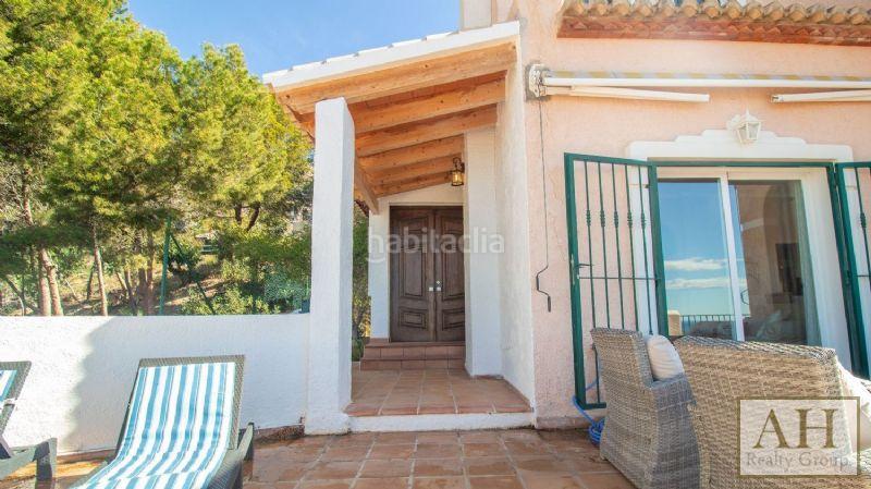 Foto 24de824c-aae5-43ff-ab18-c4e8db2e4739. Maison jumelée dans Altea hills Altea