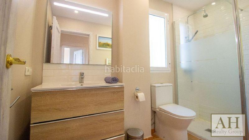 Foto 86ab852f-be42-4f97-a557-c14b5a0f24fb. Maison jumelée dans Altea hills Altea