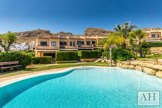 Casa adosada en Golf Bahía