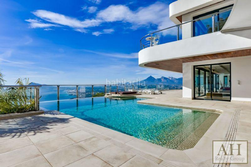 Foto e7d5be87-f053-46a1-962c-4e9be2e6d07d. Maison dans Altea hills Altea