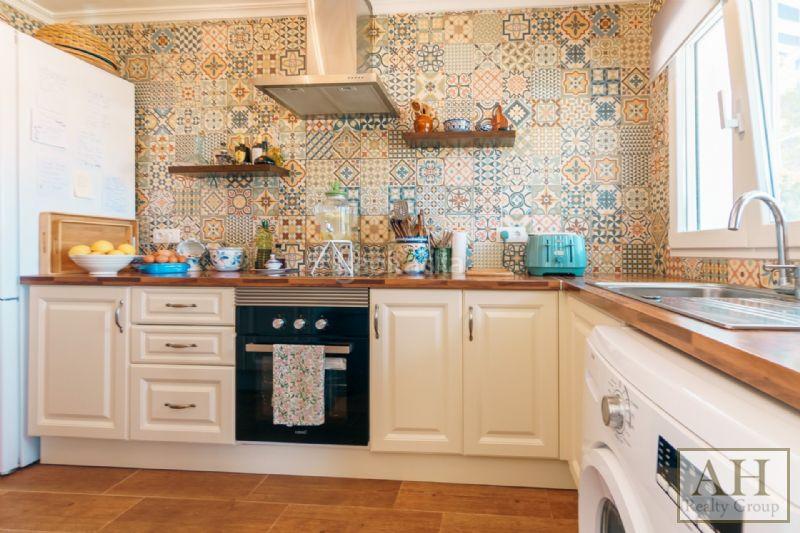 Foto a4ebc88a-51b1-4126-811e-04d7b4f99ded. Haus mit parking in Montebello - Nou Espai Nucia (la)