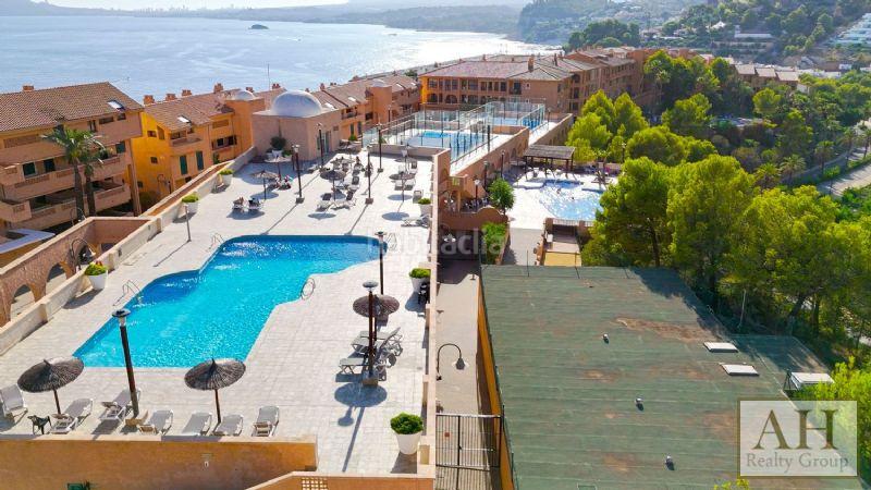 Foto c6b09ae7-2ce5-4b36-be40-e1bb0a5de7af. Apartament amb aparcament a Mascarat Altea