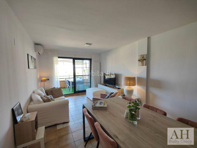 Foto 98ca035d-6360-43d6-8fcd-5ed0076fc6f7. Apartment with parking in Mascarat Altea