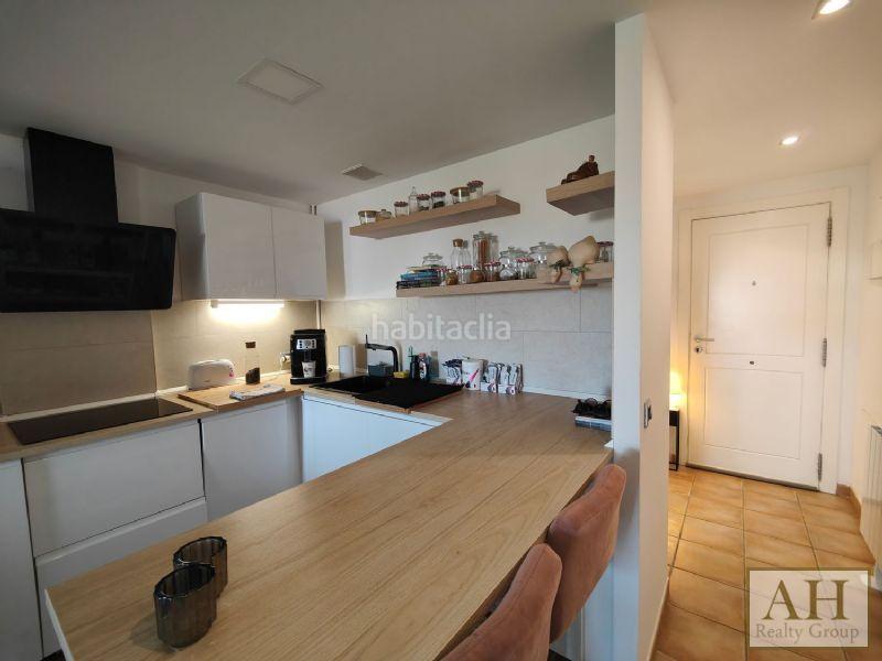 Foto 2c6d7043-5e79-4159-bda5-8debfb64781a. Appartement mit parking in Mascarat Altea