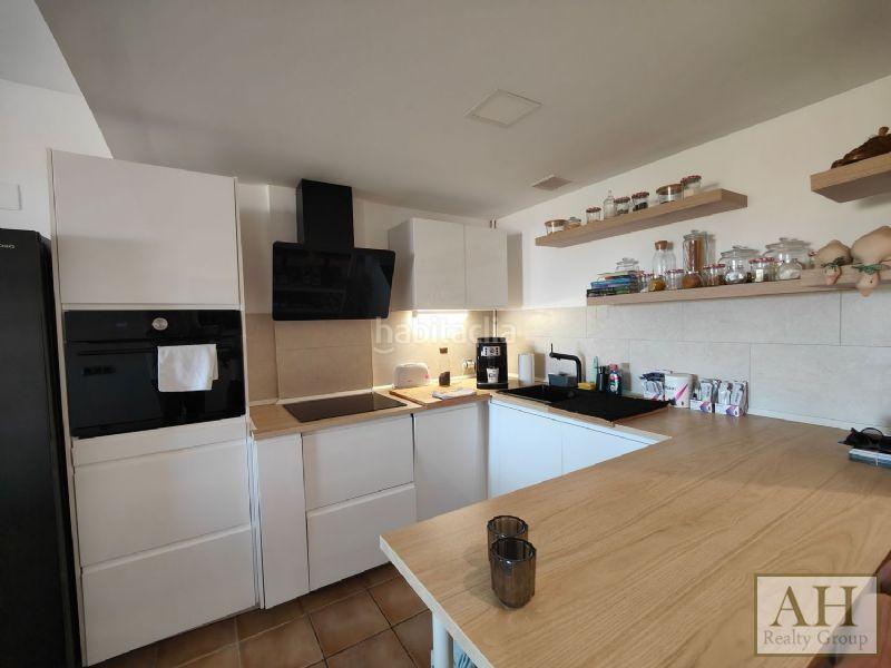 Foto 8e8ce23f-d27a-4b56-ab55-eb83d58a7e6e. Piccolo appartamento con parcheggio in Mascarat Altea