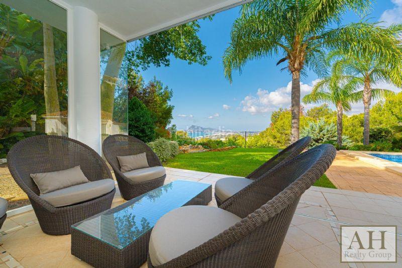 Foto 2079316e-e649-49c0-9818-2674e41204f2. House with parking in Altea la vella Altea