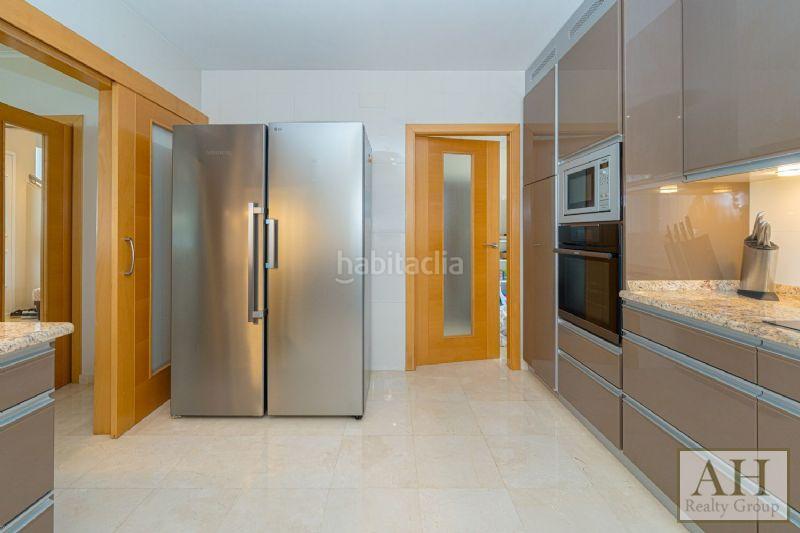 Foto 926d7858-fd16-4314-8655-4bd046f94103. House with parking in Altea la vella Altea
