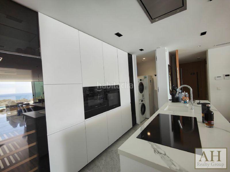 Foto c03fb3f3-808b-4ff8-8312-ce2fa5a0088d. Appartement mit parking in Mascarat Altea