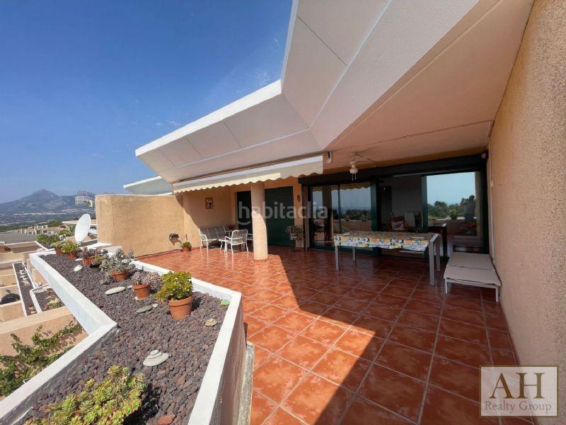 Foto d32769ac-9ffc-4517-bc1a-39b3a48eb4f8. Apartament amb aparcament a Altea la vella Altea