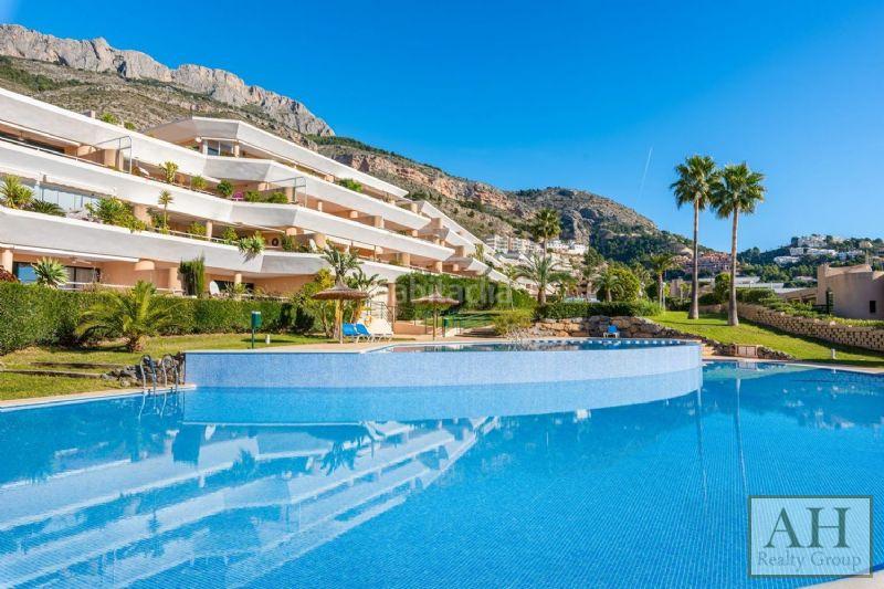 Foto ba9a26e4-711b-4d00-af97-92c126e36460. Piccolo appartamento con parcheggio in Altea la vella Altea