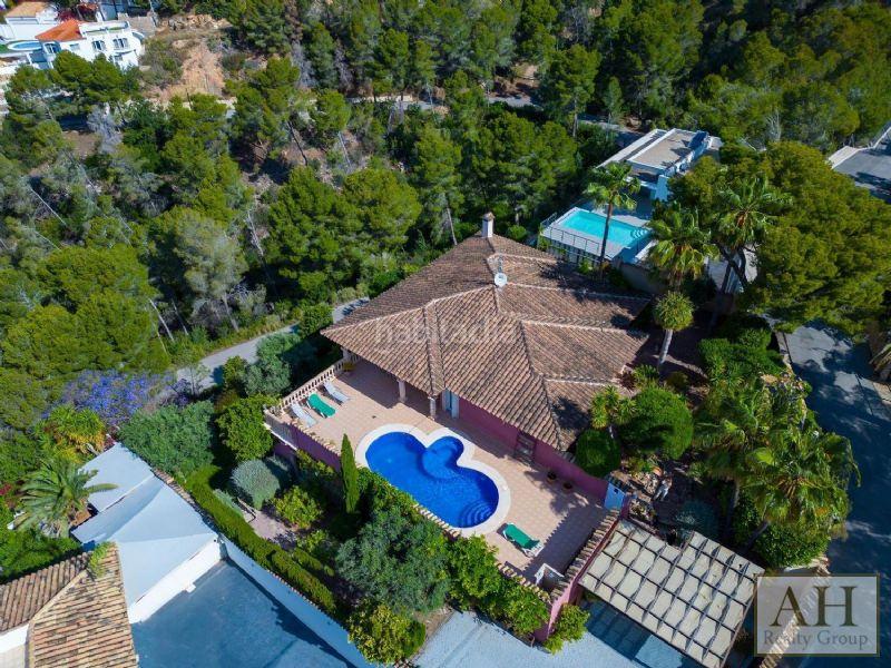 Foto 6cf5ad5e-69e5-4f27-a5d7-050de482d131. Casa con parcheggio in Altea la vella Altea