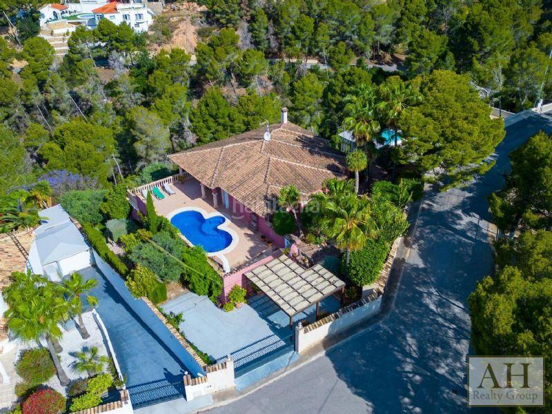 Foto a8158565-693b-4068-a2e4-811bef6f856f. Casa con parcheggio in Altea la vella Altea