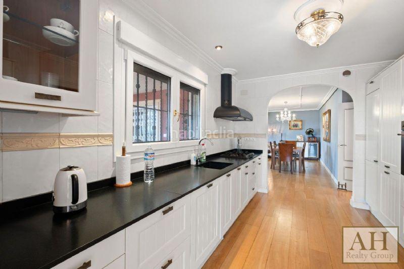 Foto 0b577174-caa4-4060-aa6a-609ad76bbc8b. Haus mit parking in Altea la vella Altea