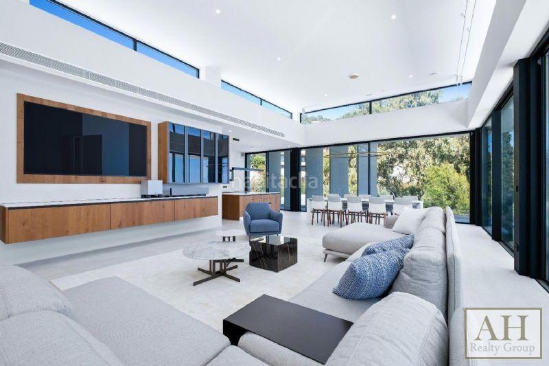 Foto 17cce287-e6ec-4f9c-961d-6201c2bec2f1. Casa en Mascarat Altea